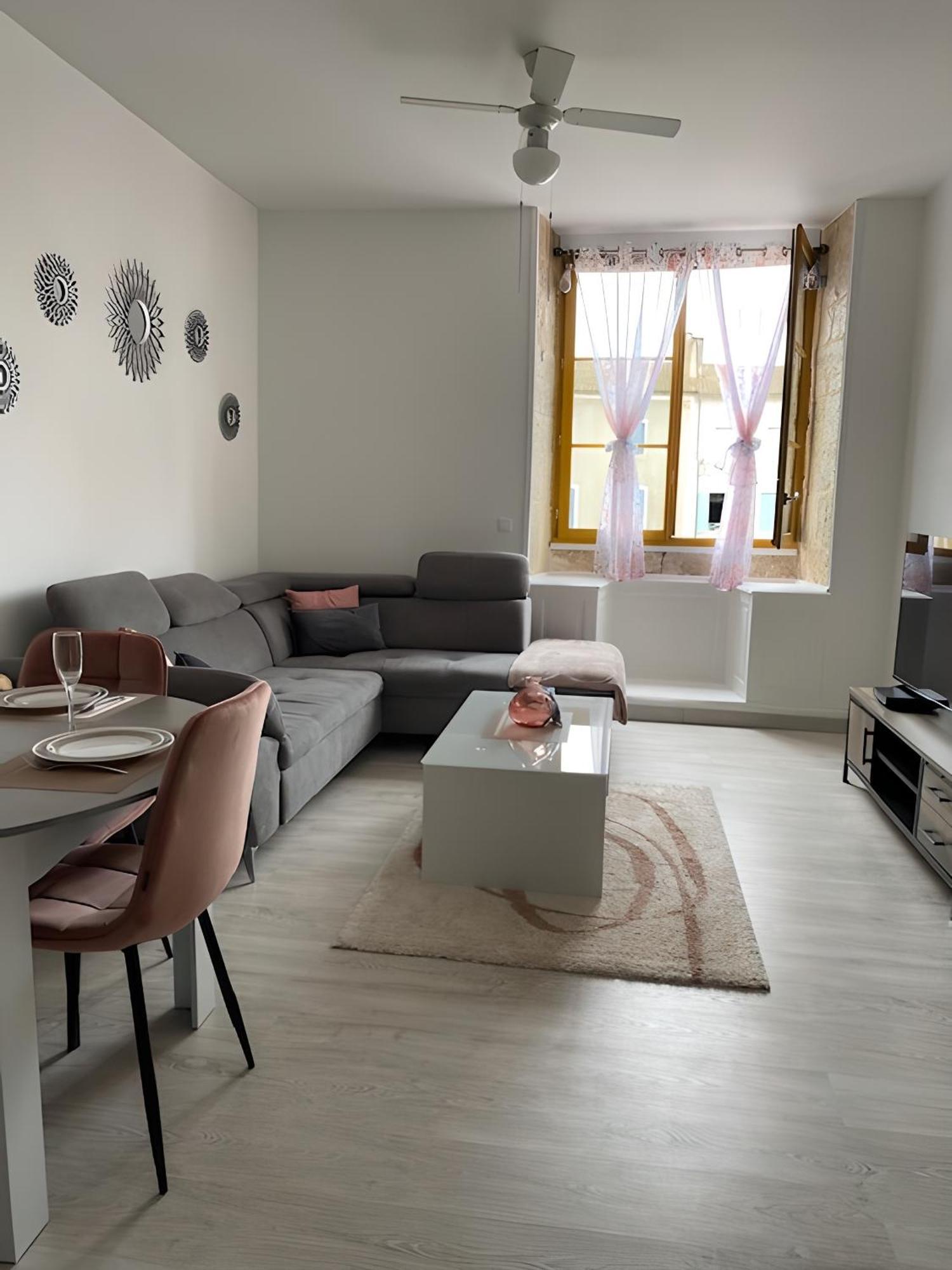 Eymet Holiday Rentals * Eymet